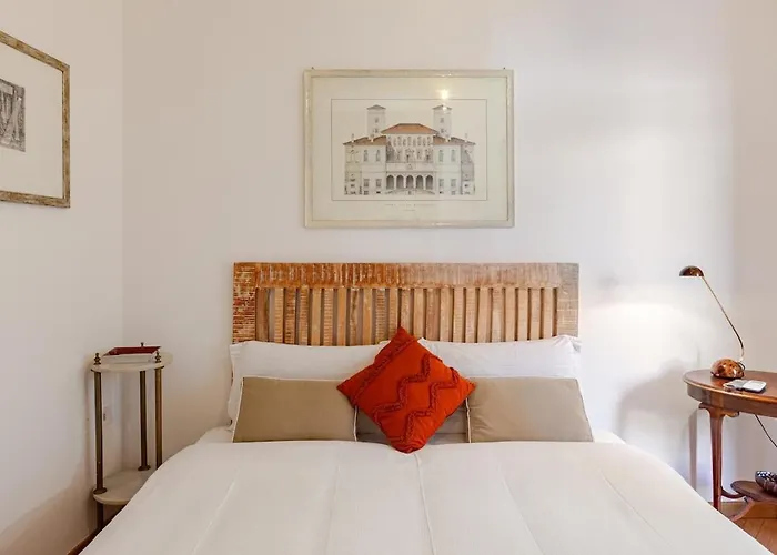 Apartament Luxury Penthouse With Terrace By Spanish Steps *