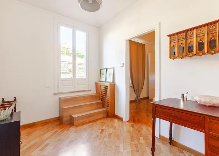 Apartament Luxury Penthouse With Terrace By Spanish Steps