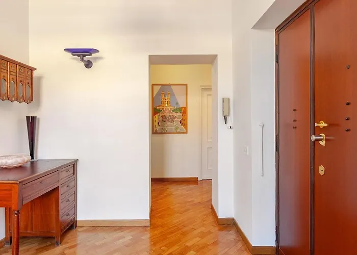 Luxury Penthouse With Terrace By Spanish Steps Apartament Rzym